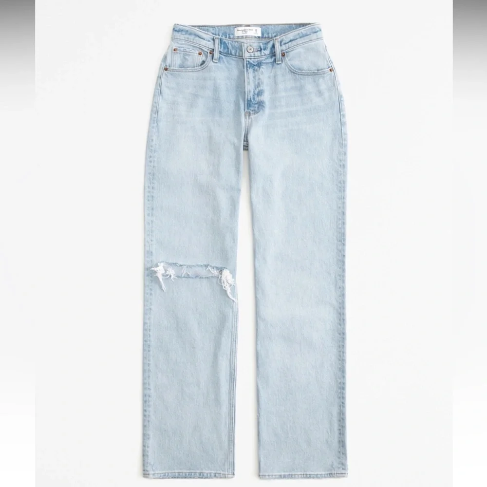 Abercrombie & Fitch The ‘90s Baggy Low Rise Jean Light Destroy Wash Size 26 - Picture 8 of 11